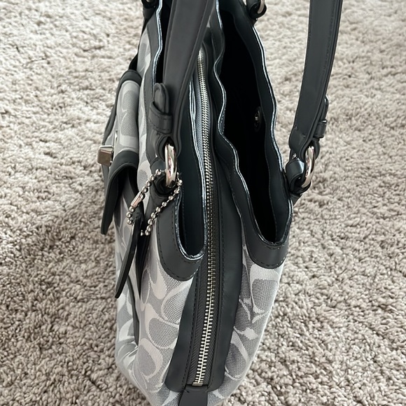 Coach Purse - Picture 5 of 8